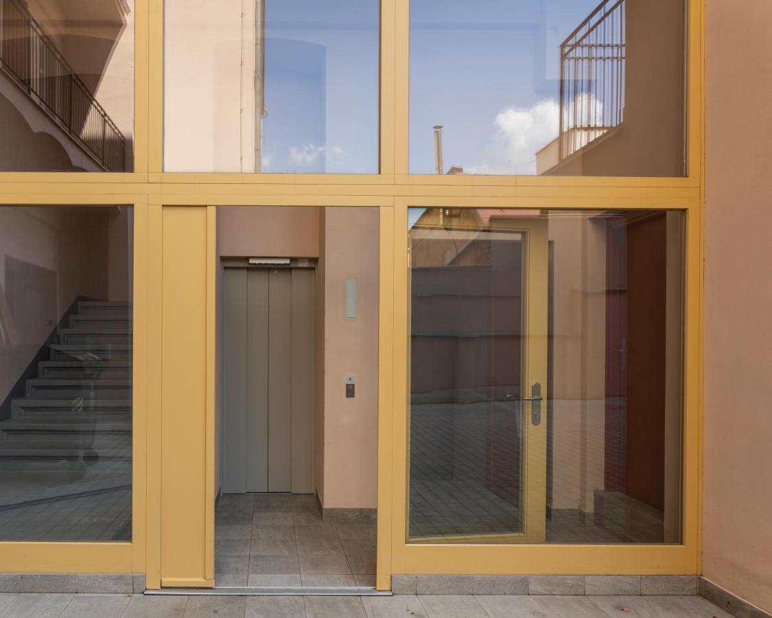 Prague Days - Minimalist Apartment - Easy City Access Εξωτερικό φωτογραφία